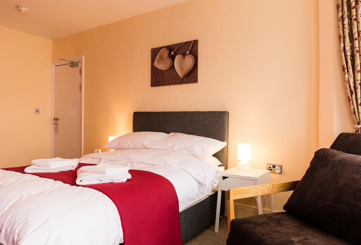 The Station Hotel Норвич Экстерьер фото
