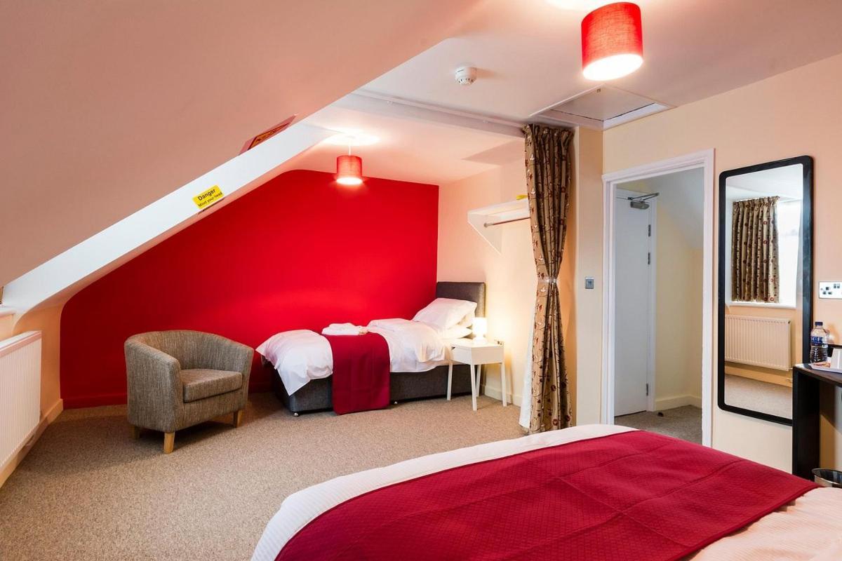 The Station Hotel Норвич Экстерьер фото